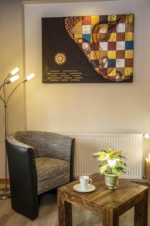 Boardinghouse Remchingen Baan Arun Apartamento Exterior foto